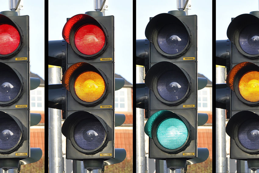 traffic light in british english